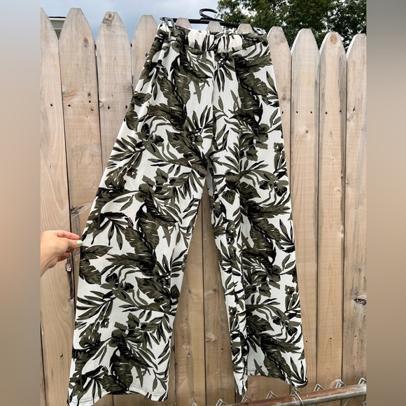 Beachy pants - Picture 4 of 4